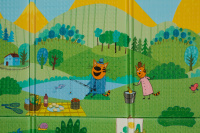 Портативный коврик Portable 140x200x1см Три кота от компании "Кореал - Настоящая Корея" являющейся официальным дистрибьютором в России  Портативный коврик Portable 140x200x1см Три кота от компании "Кореал - Настоящая Корея"