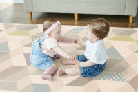 Двухсторонний коврик Pure Soft 190x130x1.2 см, Космос/Зигзаги от компании "Кореал - Настоящая Корея" являющейся официальным дистрибьютором в России  Двухсторонний коврик Pure Soft 190x130x1.2 см, Космос/Зигзаги от компании "Кореал - Настоящая Корея"